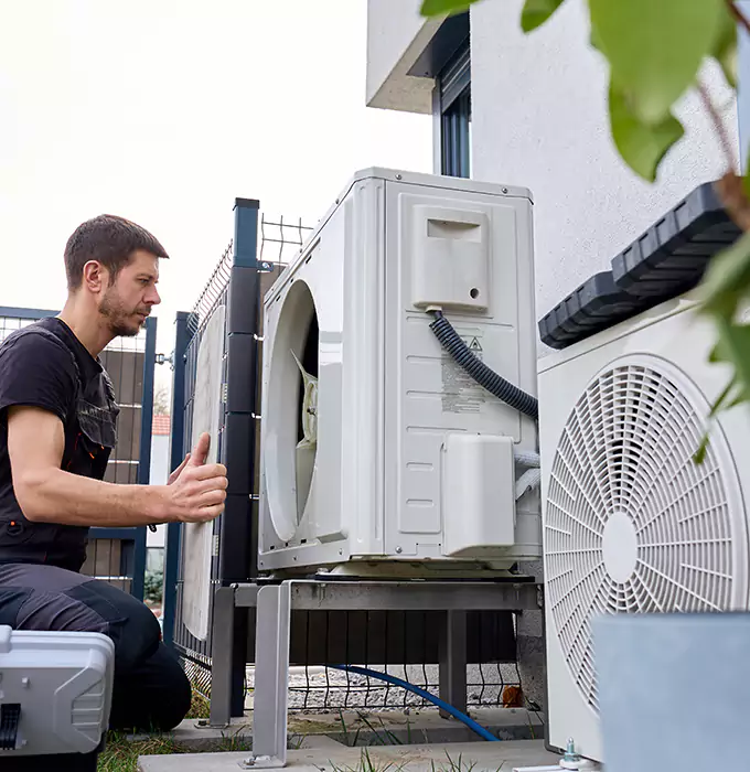Why West Bloomfield, MI Homeowners Choose West Bloomfield HVAC for AC Condenser Repair?